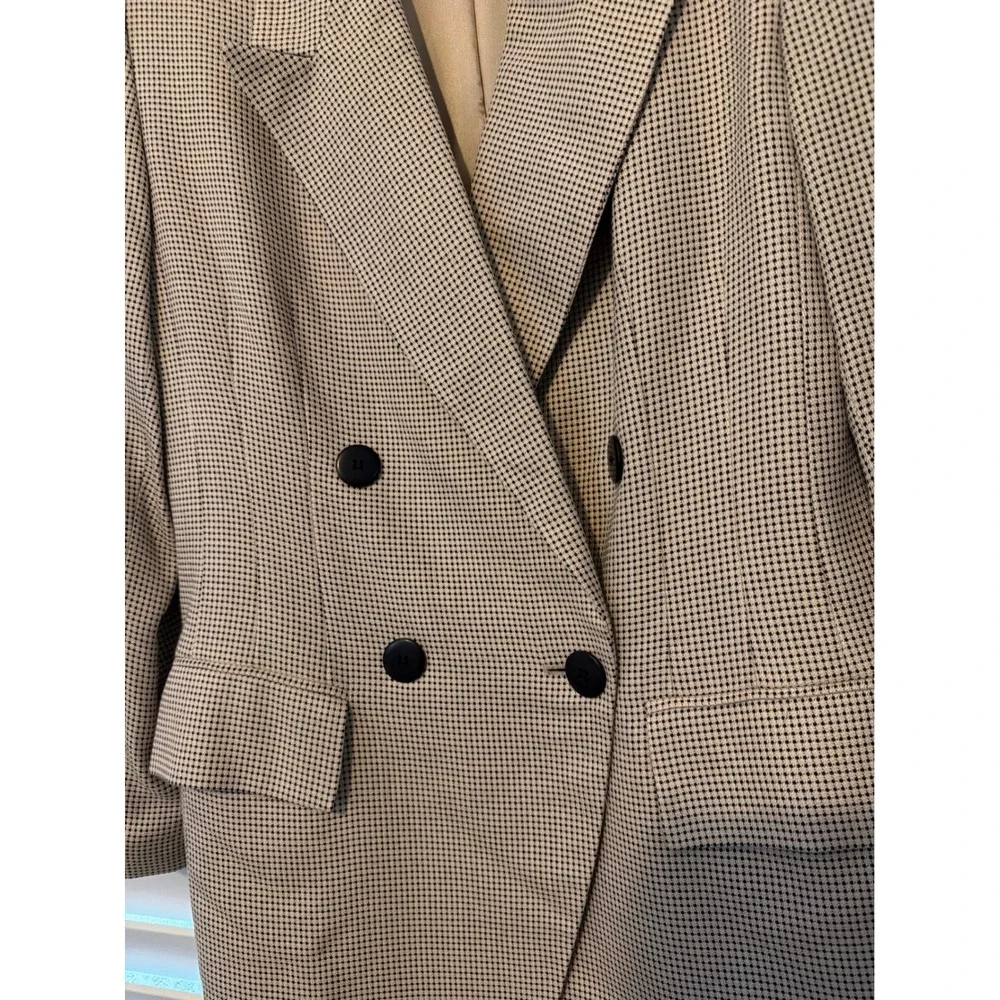 Kasper skirt suit